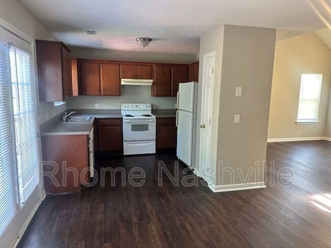 Building Photo - 1508 Chestnut Oak Dr