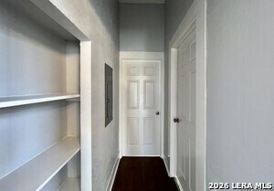 Building Photo - 506 W Drexel Ave