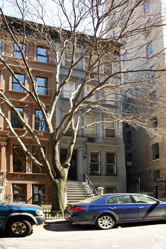 Building Photo - 7 West 84th Street