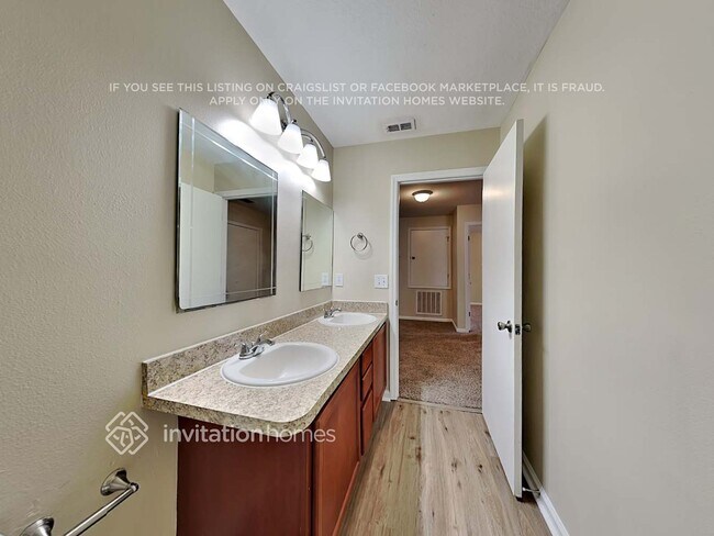 Building Photo - 4355 Millicent Cir