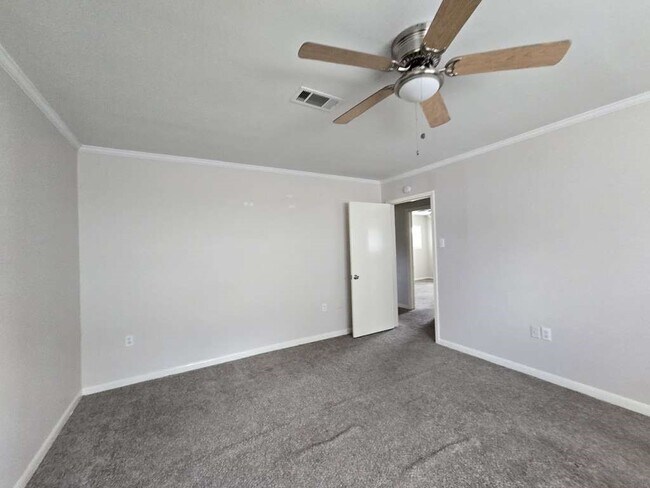 Building Photo - 1903 Britton St