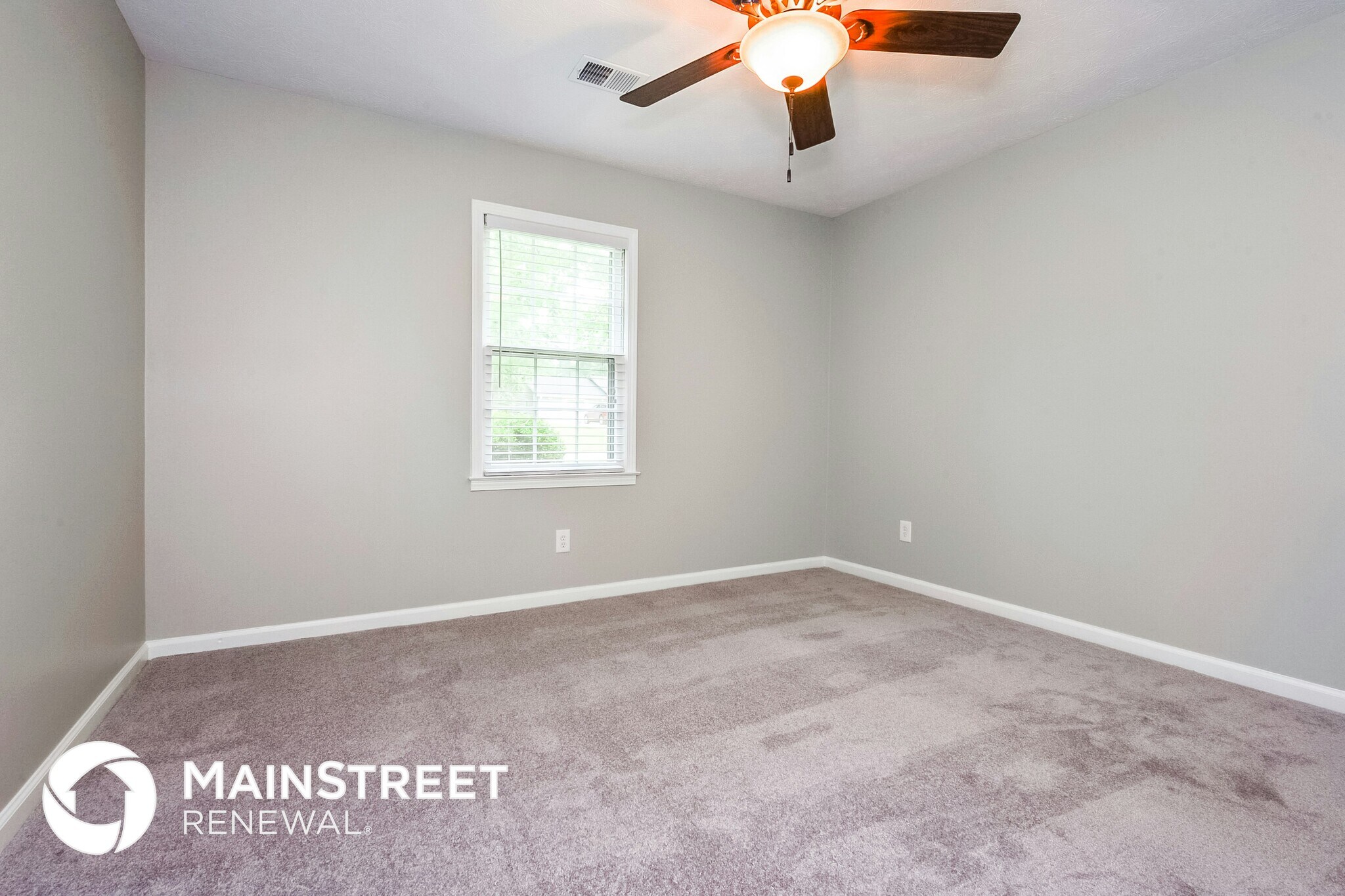 Building Photo - 3438 Creekwood Dr SE