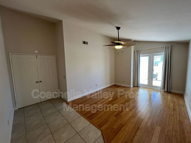 Building Photo - 43851 Vía Granada