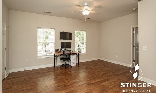 Building Photo - 39 Spearmint Cir