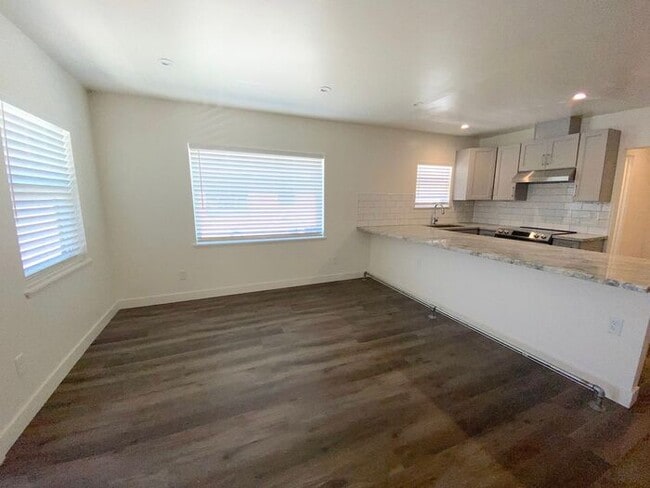 Building Photo - Northwest Reno House - Like New! 3 Bedroom...