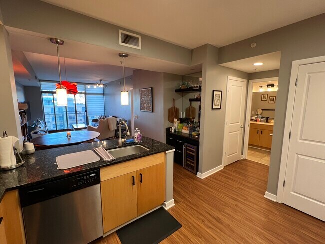 Kitchen - 475 K St NW