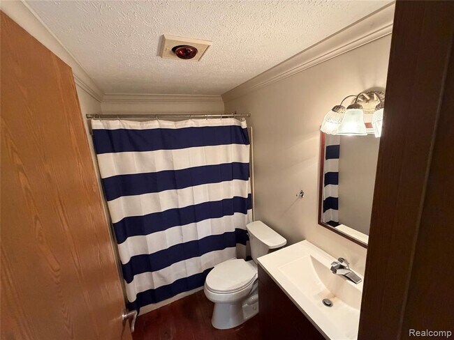 Building Photo - 8427 Carols Dr