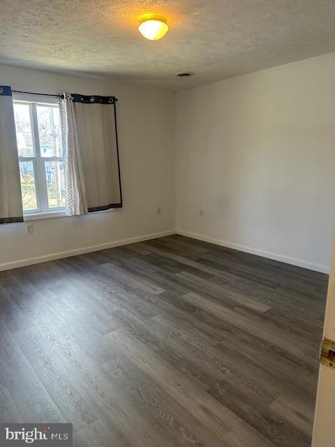 Building Photo - 353 Braeside Ave