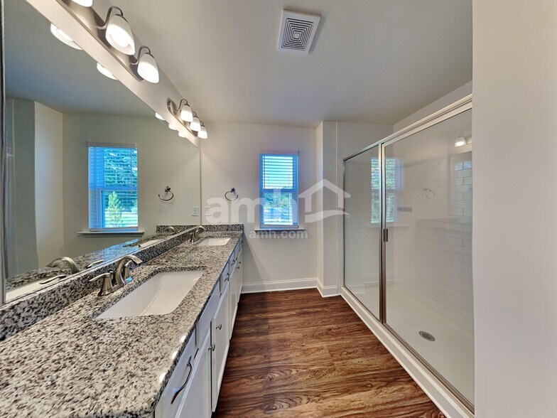 Building Photo - 1079 Ashlyn Ct