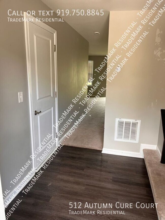 Building Photo - 512 Autumn Cure Ct