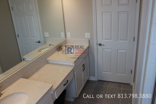 Building Photo - 2454 Stapleford Pl