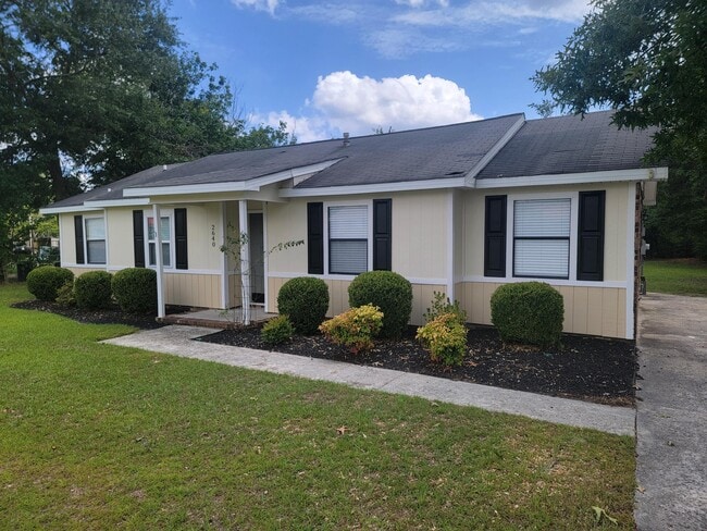 Primary Photo - 2640 Teakwood Dr
