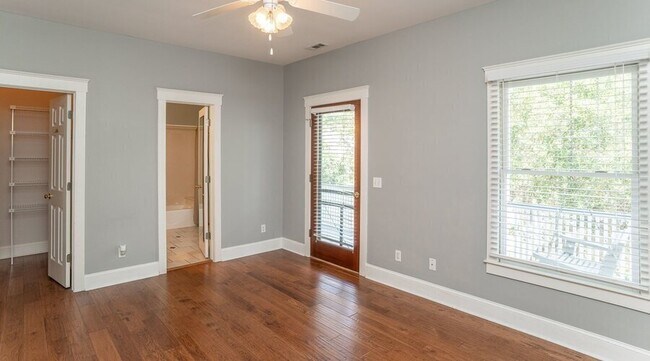 Building Photo - 136 Prescott Dr