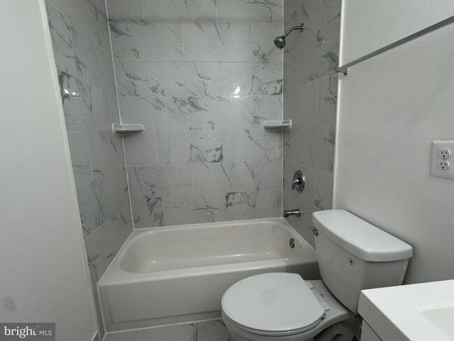 Building Photo - 349 Reneau Way