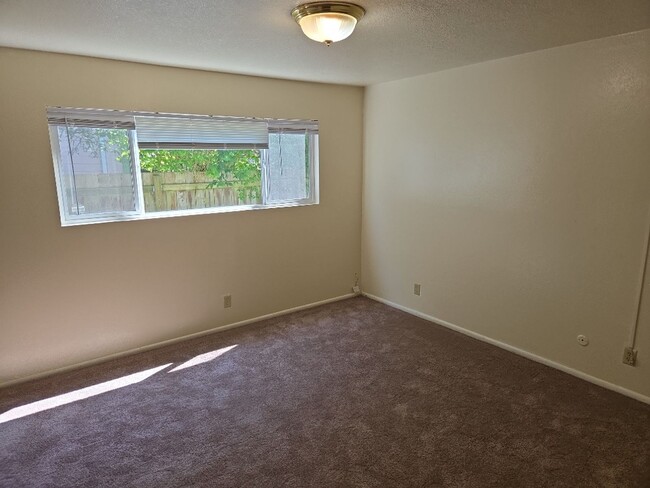 Building Photo - 3124-3130 California [PRM: Andrew] (4)