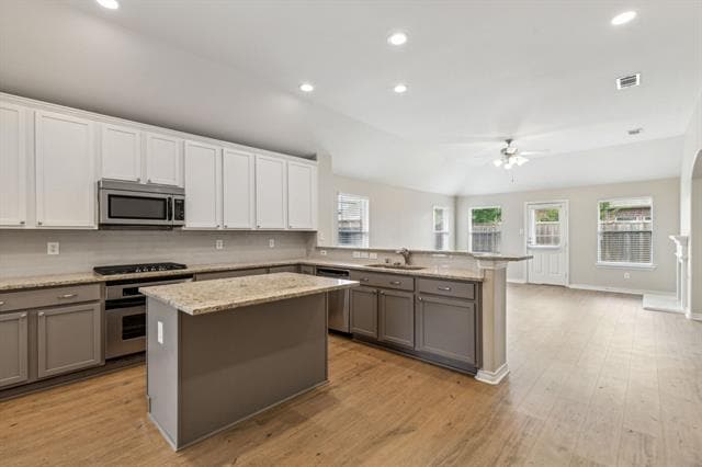 Building Photo - 9405 Fenway Dr