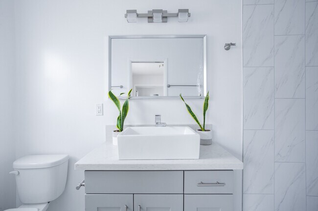 Building Photo - 1211 Detroit N St