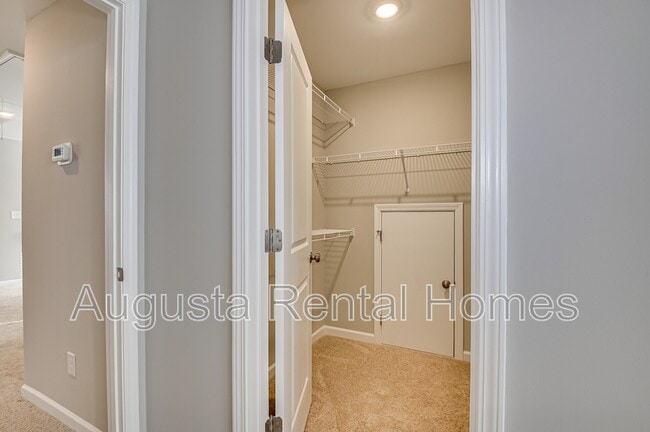 Building Photo - 7158 Foggy River Dr