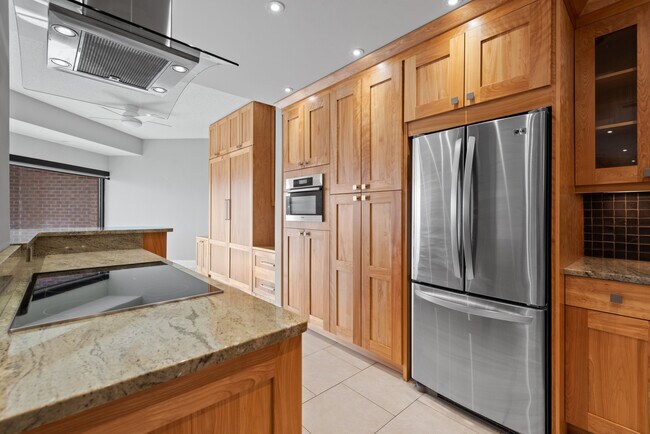 Building Photo - 2515 Boston St