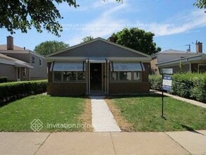 Building Photo - 110 Englewood Ave
