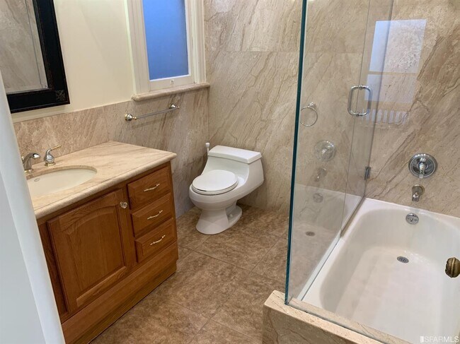 Building Photo - 238 8th Ave