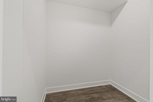 Building Photo - 1244 S 20th St