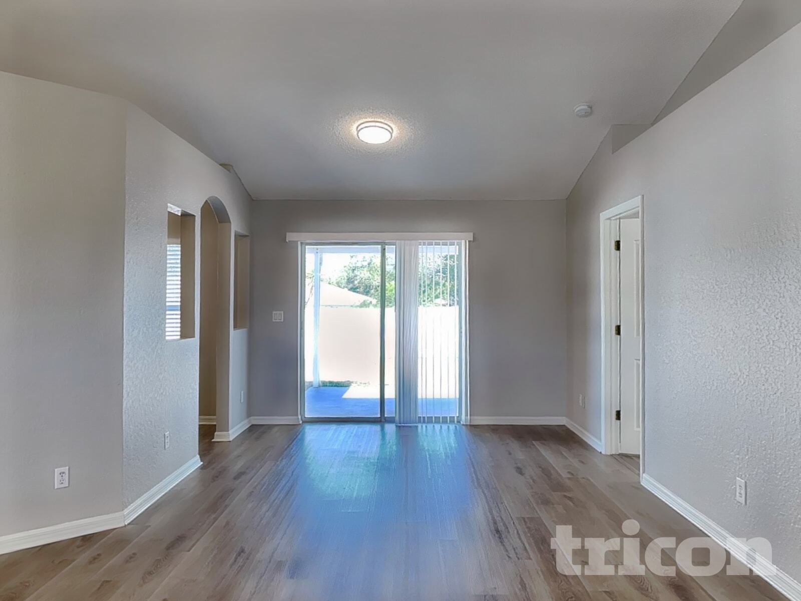 Building Photo - 2425 Bishop Rd