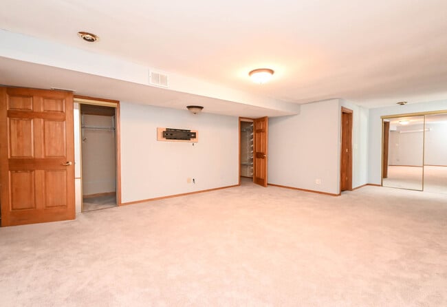 Building Photo - 5495 Chapel Hill