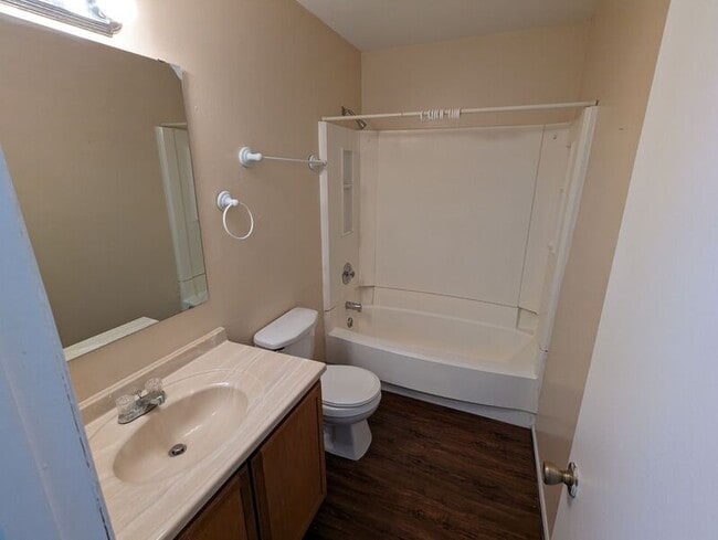 Building Photo - 12128 Napiers Cir