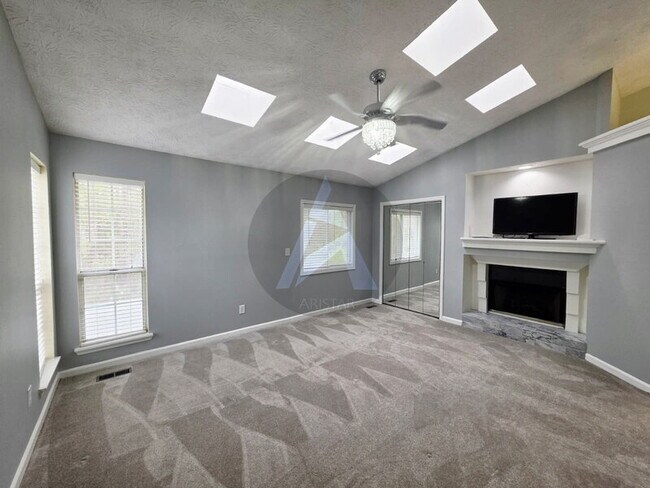 Building Photo - 1041 Kennesborough Rd NW