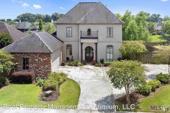 Primary Photo - 5 br, 3 bath House - 39349 Lakeland Ave