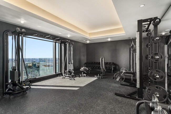 Building Photo - 125 Greenwich St