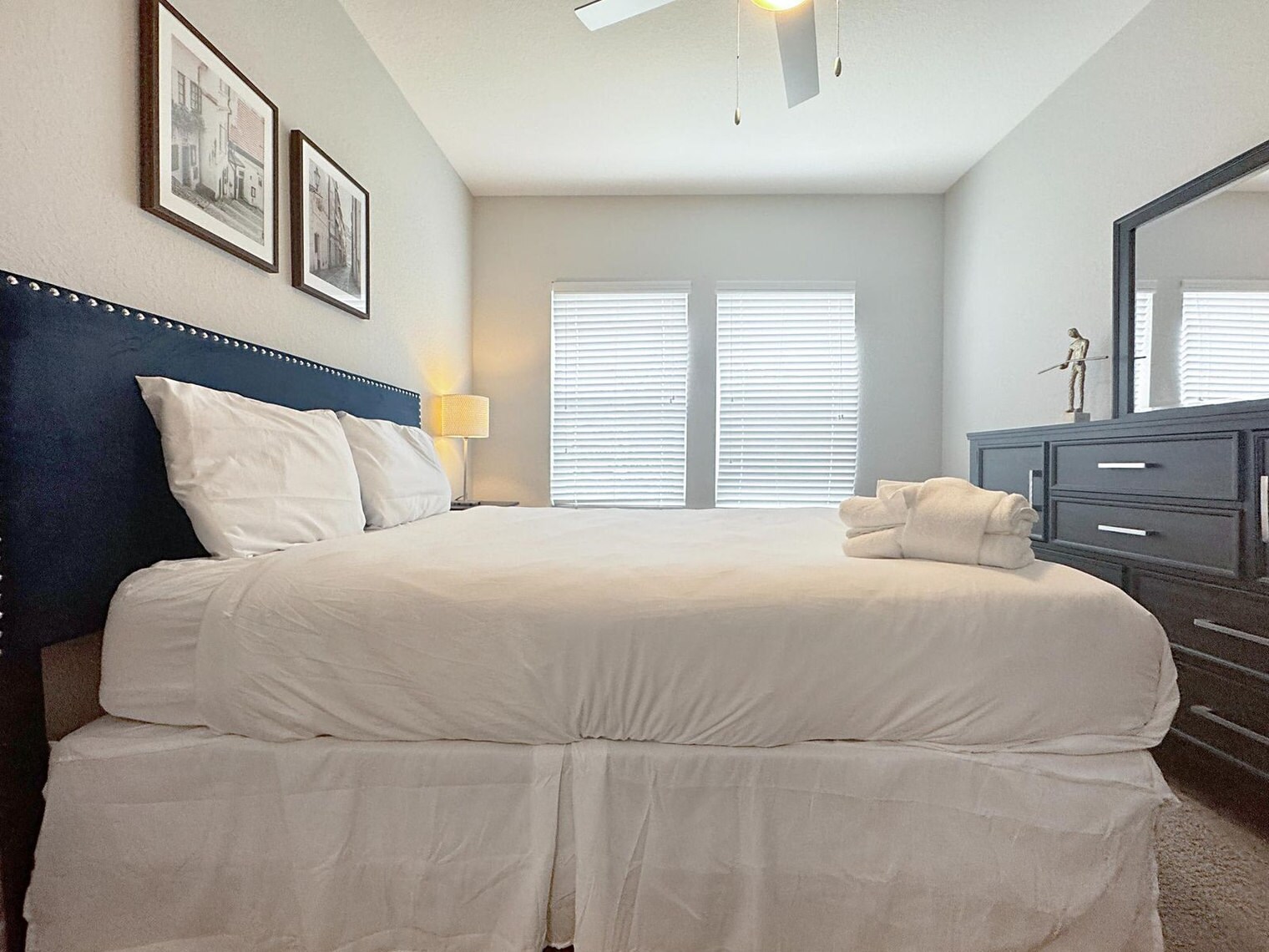 Building Photo - 2615 N Grady Ave