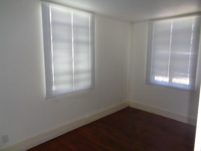 Building Photo - 2514 Johnson St