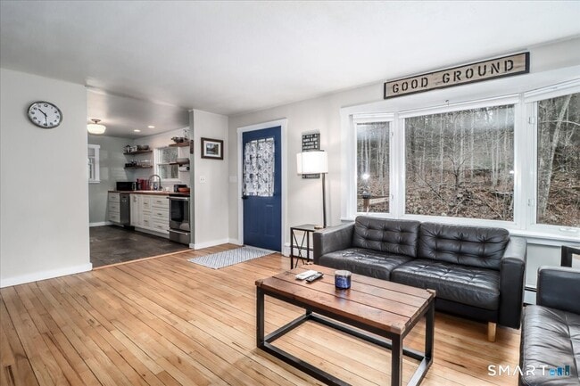 Building Photo - 2 At 75-79 Merryall Rd