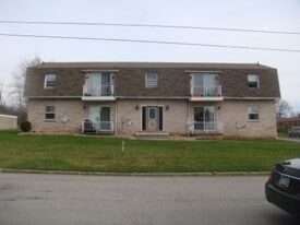 Building Photo - 331 Kendall Ave