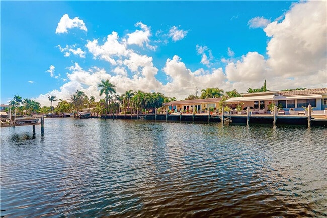 Building Photo - 2217 NE 20th Ave