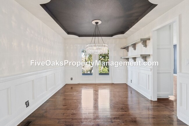 Building Photo - 2025 Moonstone Cir