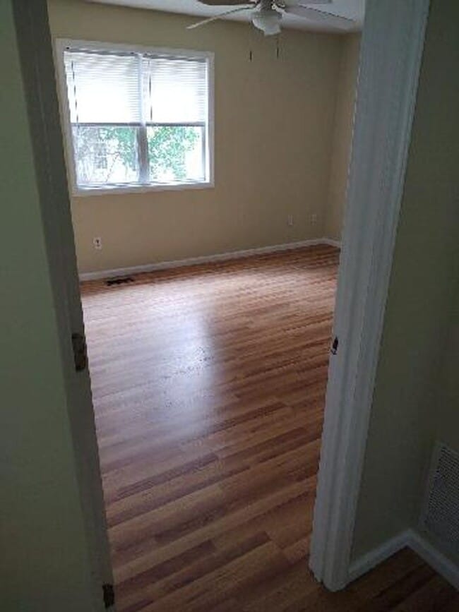 Building Photo - 23 Griffin St