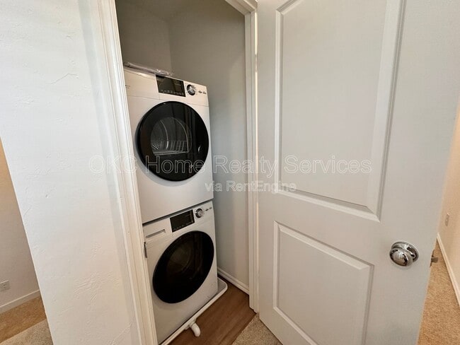 Building Photo - 3307 NW 148th St