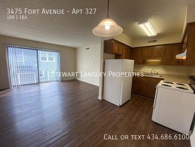 Building Photo - 3475 Fort Ave