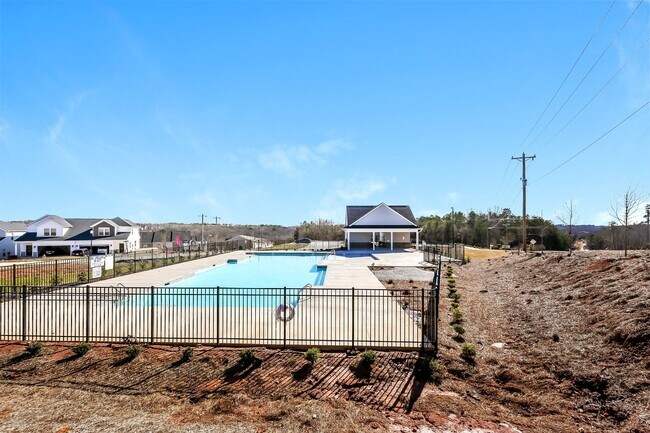 Building Photo - 5 Oak Rose Dr