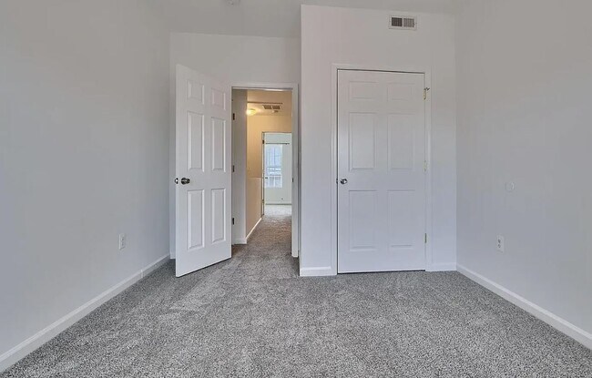 Building Photo - Rose Street