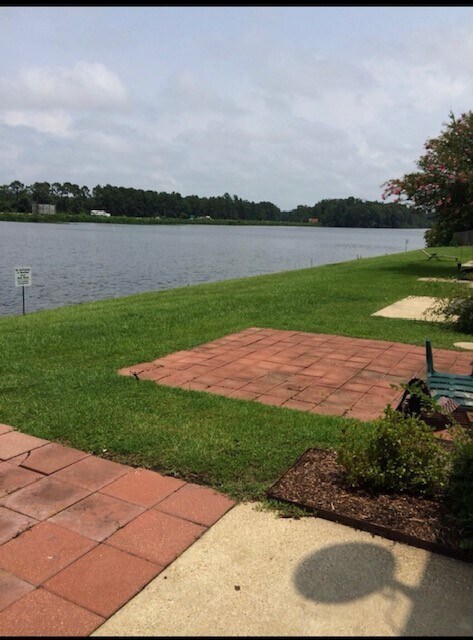 Building Photo - 42640 Happywoods Rd