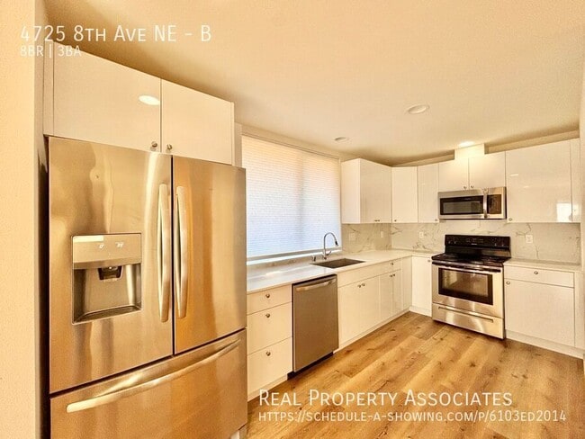 Building Photo - 4725 8th Ave NE