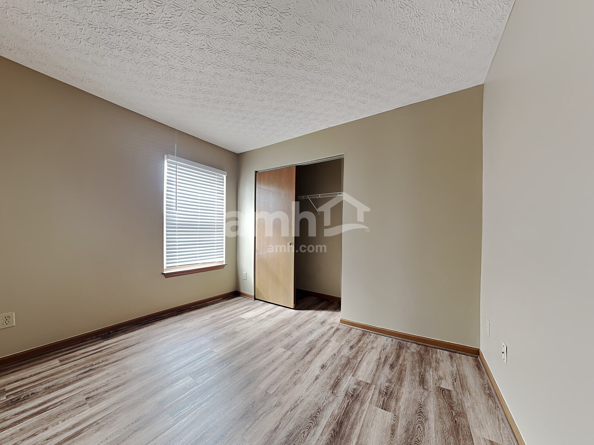 Building Photo - 6476 Kelsey Ct