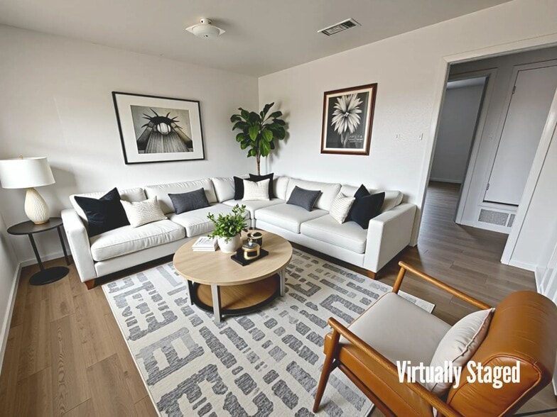 Building Photo - 611 Sunset Ln