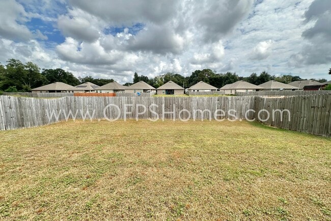 Building Photo - 7422 Stagecoach Rd