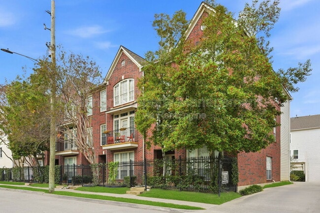 Building Photo - 1314 W Webster St