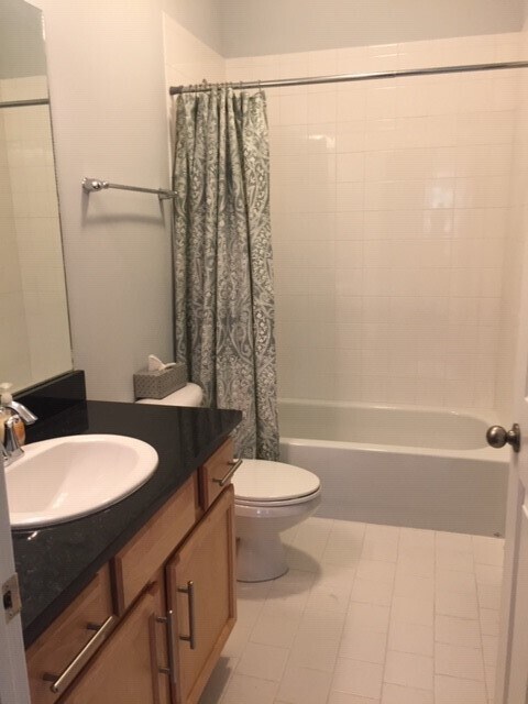 Building Photo - 2310 Elliott Ave